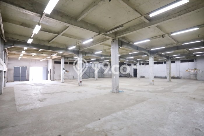 Gudang Bagus Dijual LB 2315m2 Lokasi Strategis Jakarta Utara Area Cocok untuk Bisnis Gudang Bagus Dijual LB 2315m2 Lokasi Strategis Jakarta Utara Area Cocok untuk Bisnis