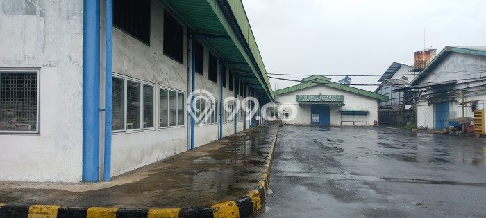 Unit Gudang Disewakan di Pasar Kemis di Area Ramai & Strategis Unit Gudang Disewakan di Pasar Kemis di Area Ramai & Strategis