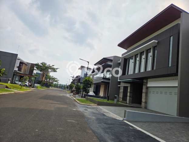Ready to Use! Premium House LT 392m2 Desain Modern di Summarecon Bandung Ready to Use! Premium House LT 392m2 Desain Modern di Summarecon Bandung