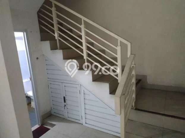 Ruko Dijual di Jagakarsa LT 84m2, LB 216m2 untuk Investasi Ruko Dijual di Jagakarsa LT 84m2, LB 216m2 untuk Investasi