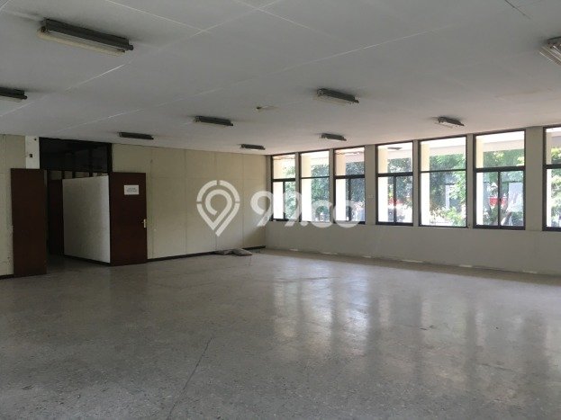 Disewakan Kantor di Kawasan Ramai Bandung Kota Luas 800m2 Disewakan Kantor di Kawasan Ramai Bandung Kota Luas 800m2