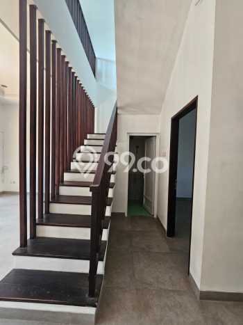 Disewakan Rumah Murah di Renon Denpasar dengan 4 Kamar Tidur Disewakan Rumah Murah di Renon Denpasar dengan 4 Kamar Tidur