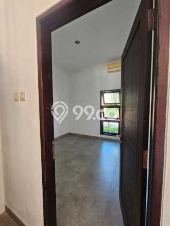 Disewakan Rumah Murah di Renon Denpasar dengan 4 Kamar Tidur Disewakan Rumah Murah di Renon Denpasar dengan 4 Kamar Tidur