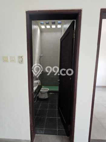 Disewakan Rumah Murah di Renon Denpasar dengan 4 Kamar Tidur Disewakan Rumah Murah di Renon Denpasar dengan 4 Kamar Tidur