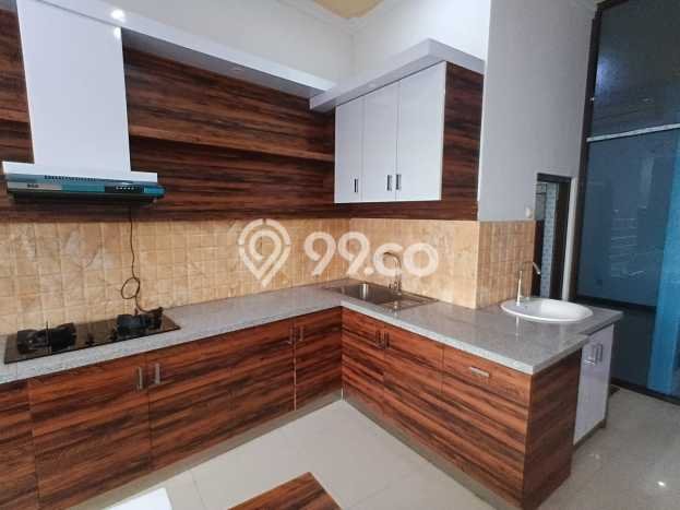 Ruko Dijual Lokasi Emas di Cimahi Utara Luas 110m2 Ruko Dijual Lokasi Emas di Cimahi Utara Luas 110m2