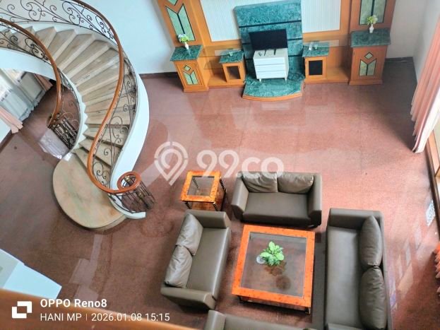 For Sale! Luxury House LT 1076m2 Desain Modern di Setiabudi For Sale! Luxury House LT 1076m2 Desain Modern di Setiabudi