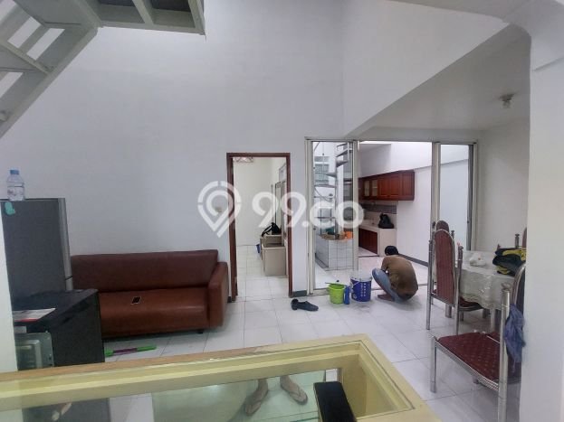 Rumah Modern Minimalis 4 Kamar Bisa Langsung Pindah di Cimahi Utara Rumah Modern Minimalis 4 Kamar Bisa Langsung Pindah di Cimahi Utara