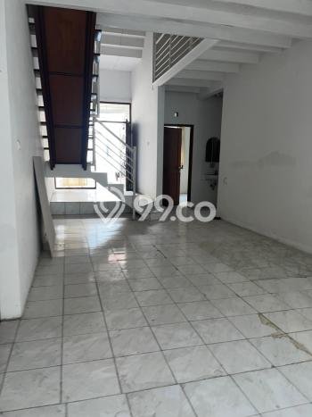 Dijual Cepat Rumah Bagus Siap Huni LB 275m2 di Cimahi Utara, Cimahi Dijual Cepat Rumah Bagus Siap Huni LB 275m2 di Cimahi Utara, Cimahi