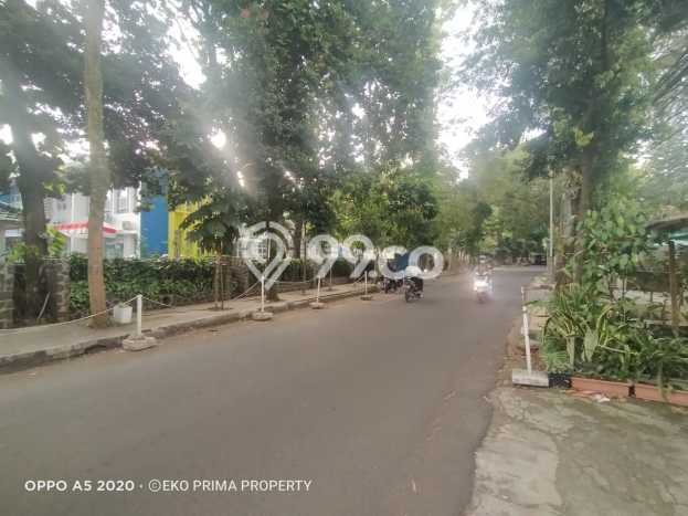 Siap Huni Hunian Elit 10 Kamar di Coblong Dekat ke Mana Saja Siap Huni Hunian Elit 10 Kamar di Coblong Dekat ke Mana Saja