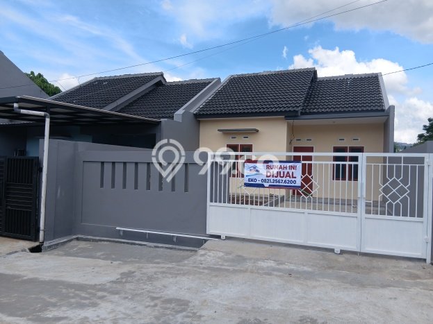 Rumah Modern Minimalis 3 KT Bisa Langsung Pindah di Cimahi Utara Rumah Modern Minimalis 3 KT Bisa Langsung Pindah di Cimahi Utara