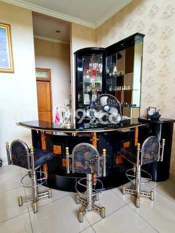 For Sale! Premium House LT 600m2 Desain Elegan di Bandung Kota For Sale! Premium House LT 600m2 Desain Elegan di Bandung Kota