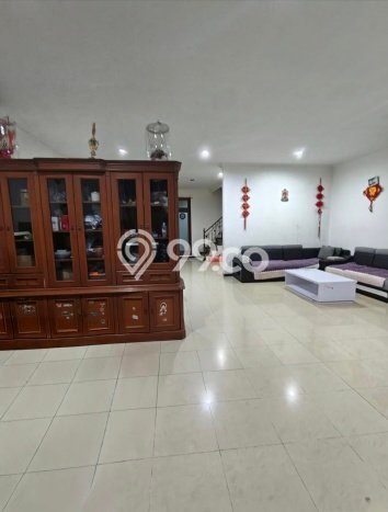 Disewakan! Rumah 3 Kamar Tidur &
3 Kamar Mandi di Sunter, Jakarta Utara Disewakan! Rumah 3 Kamar Tidur &
3 Kamar Mandi di Sunter, Jakarta Utara