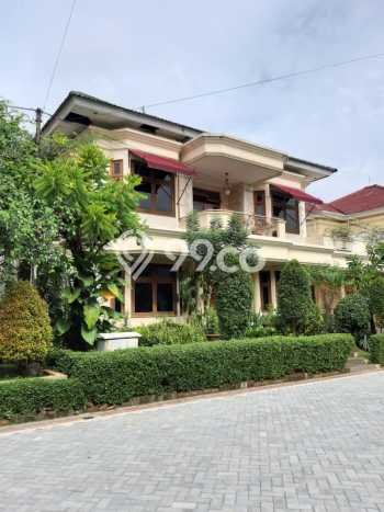 Dijual Rumah Luas Elegan Dengan View Cantik di Pondok Labu, Jakarta Selatan Dijual Rumah Luas Elegan Dengan View Cantik di Pondok Labu, Jakarta Selatan