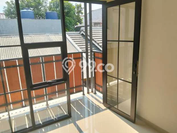 Dijual Rumah 3 Kamar Lokasi Strategis Bagus dan Strategis di Kramat Jati Dijual Rumah 3 Kamar Lokasi Strategis Bagus dan Strategis di Kramat Jati