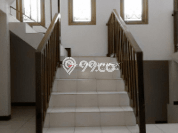 Hunian Mewah Dijual LT 200m2 di Pesanggrahan, Jakarta Selatan Hunian Mewah Dijual LT 200m2 di Pesanggrahan, Jakarta Selatan