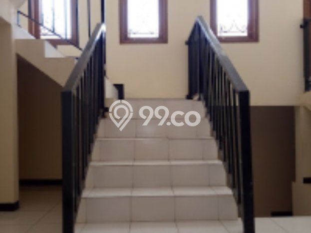 Hunian Mewah Dijual LT 200m2 di Pesanggrahan, Jakarta Selatan Hunian Mewah Dijual LT 200m2 di Pesanggrahan, Jakarta Selatan