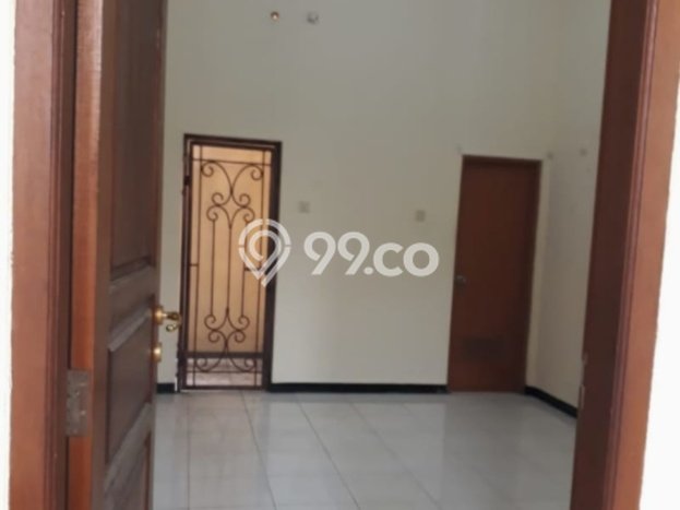 Hunian Mewah Dijual LT 200m2 di Pesanggrahan, Jakarta Selatan Hunian Mewah Dijual LT 200m2 di Pesanggrahan, Jakarta Selatan