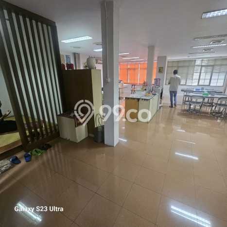 Unit Ruko Dijual di Jakarta Pusat LT 168m2 & LB 672m2 Unit Ruko Dijual di Jakarta Pusat LT 168m2 & LB 672m2