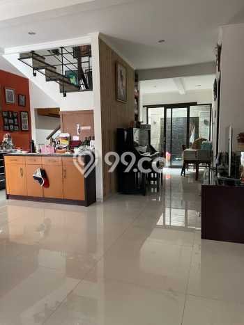 Rumah Luxury Modern Tanpa Renovasi di BSD Nusaloka Tangerang Rumah Luxury Modern Tanpa Renovasi di BSD Nusaloka Tangerang
