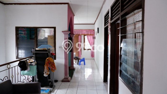 Rumah Modern Cantik 4 Kamar Bisa Langsung Pindah di Ciledug Rumah Modern Cantik 4 Kamar Bisa Langsung Pindah di Ciledug