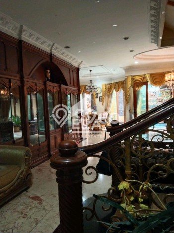 Dijual Hunian Mewah dengan Fasilitas Sekitar Lengkap di Kelapa Gading, Jakarta Utara Dijual Hunian Mewah dengan Fasilitas Sekitar Lengkap di Kelapa Gading, Jakarta Utara