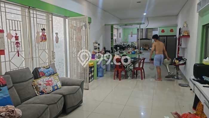 Ready to Use! Luxury House LT 200m2 Desain Elegan di Pluit Ready to Use! Luxury House LT 200m2 Desain Elegan di Pluit