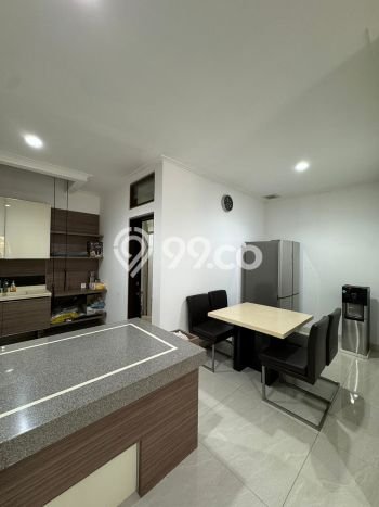 For Sale Hunian Mewah Klasik di Jakarta Utara For Sale Hunian Mewah Klasik di Jakarta Utara