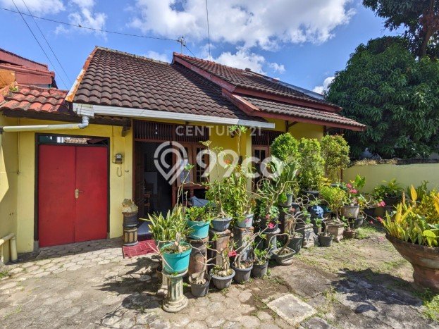 Dijual Cepat Rumah Favorit Siap Huni LB 215m2 di Umbulharjo, Yogyakarta Dijual Cepat Rumah Favorit Siap Huni LB 215m2 di Umbulharjo, Yogyakarta
