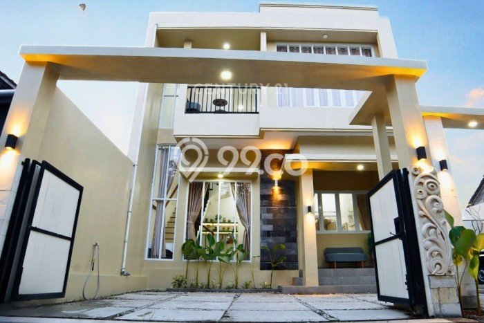 Rumah Modern Cantik 4 Kamar Bisa Langsung Pindah di Sleman Rumah Modern Cantik 4 Kamar Bisa Langsung Pindah di Sleman