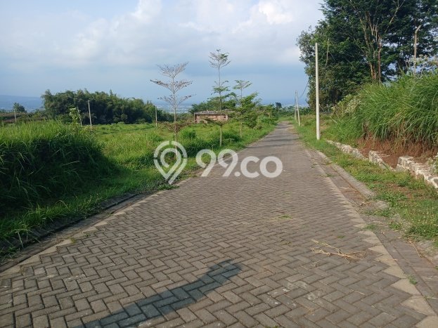 Tanah Area Berkembang Kawasan Dau, Luas 80m2m², Akses ke Fasilitas, Lingkungan Nyaman Tanah Area Berkembang Kawasan Dau, Luas 80m2m², Akses ke Fasilitas, Lingkungan Nyaman