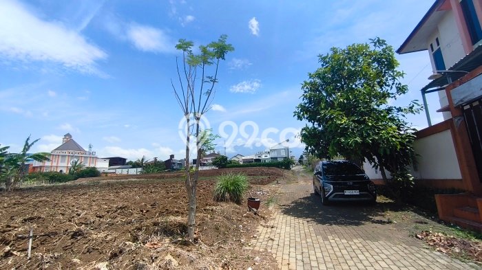Tanah Dijual Lokasi Strategis di Malang dengan Luas 140m2 Tanah Dijual Lokasi Strategis di Malang dengan Luas 140m2