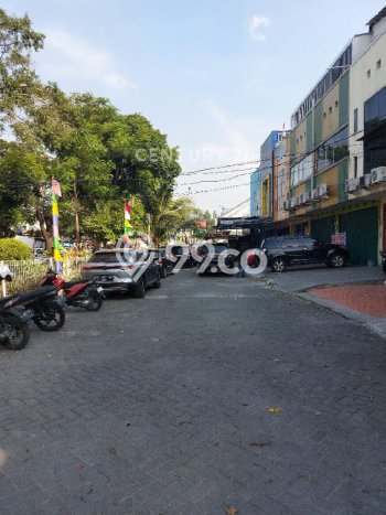 Ruko Dijual Lokasi Emas di Duren Sawit Luas 231m2 Ruko Dijual Lokasi Emas di Duren Sawit Luas 231m2