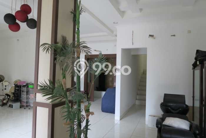 Dijual Rumah Mewah Elegan Dengan View Eksklusif di Harjamukti, Depok Dijual Rumah Mewah Elegan Dengan View Eksklusif di Harjamukti, Depok