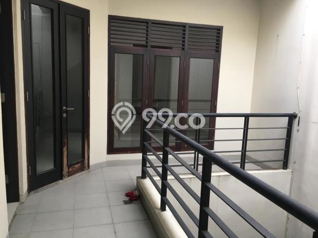Ready to Use! Premium House LT 280m2 Desain Elegan di Cibubur Ready to Use! Premium House LT 280m2 Desain Elegan di Cibubur