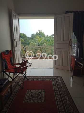 Rumah Luxury Modern Tanpa Renovasi di Cibubur Jakarta Timur Rumah Luxury Modern Tanpa Renovasi di Cibubur Jakarta Timur