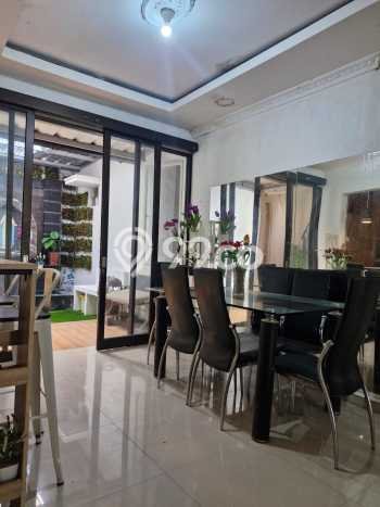 Rumah Minimalis 4 KT LT 200m2 di Cibubur Rumah Minimalis 4 KT LT 200m2 di Cibubur