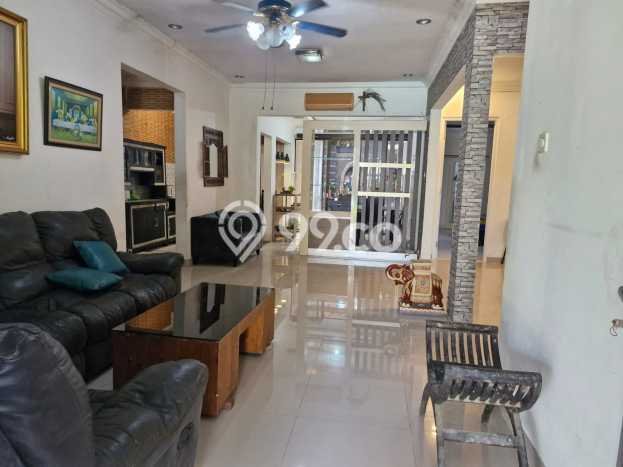 Rumah Minimalis 4 KT LT 200m2 di Cibubur Rumah Minimalis 4 KT LT 200m2 di Cibubur