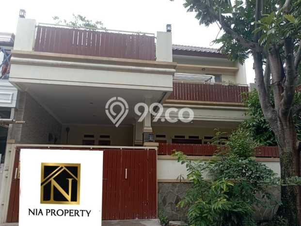 Rumah Mewah LB 300m2 Siap Huni Desain Elegan di Raffles Hills, Jakarta Timur Rumah Mewah LB 300m2 Siap Huni Desain Elegan di Raffles Hills, Jakarta Timur