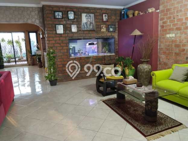 Rumah Mewah LB 300m2 Siap Pakai Desain Elegan di Raffles Hills, Jakarta Timur Rumah Mewah LB 300m2 Siap Pakai Desain Elegan di Raffles Hills, Jakarta Timur