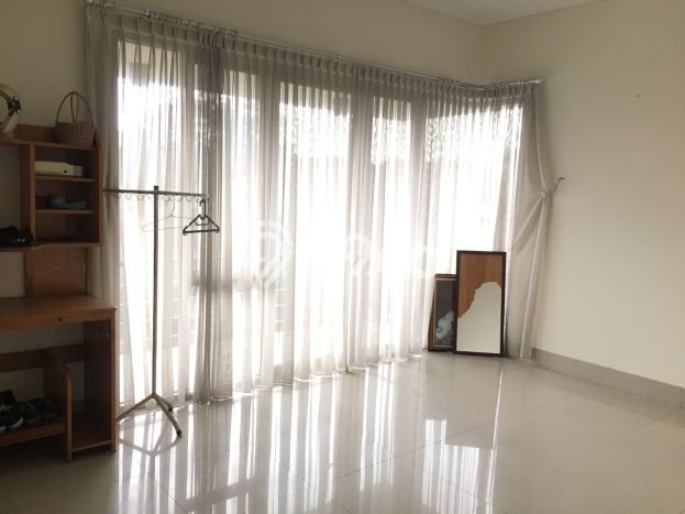 Ready to Use! Premium House LT 280m2 Desain Elegan di Cibubur Ready to Use! Premium House LT 280m2 Desain Elegan di Cibubur
