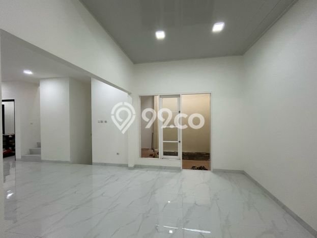 Rumah Minimalis 3 KT di Kota Wisata Jakarta Timur Unfurnished Rumah Minimalis 3 KT di Kota Wisata Jakarta Timur Unfurnished