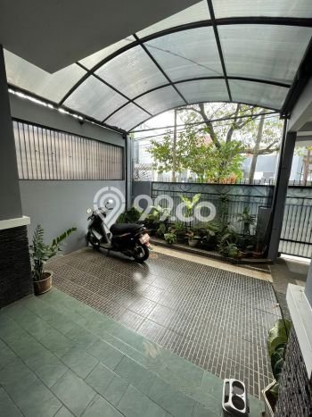 Dijual Hunian Rumah Nyaman 4 Kamar di Cibubur, Jakarta Timur Dijual Hunian Rumah Nyaman 4 Kamar di Cibubur, Jakarta Timur