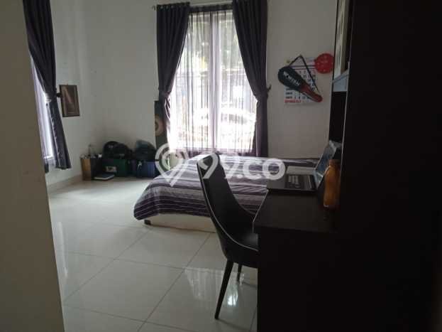 Rumah Luxury Modern Tanpa Renovasi di Cibubur Jakarta Timur Rumah Luxury Modern Tanpa Renovasi di Cibubur Jakarta Timur