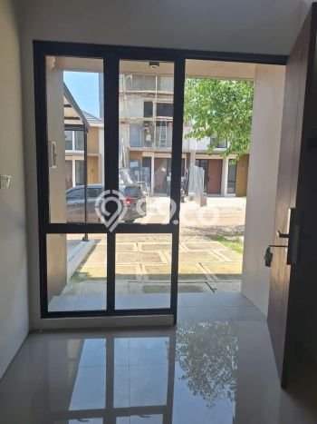 Rumah Bagus Siap Huni Di Cisauk Luas 28m2 Lokasi Strategis Rumah Bagus Siap Huni Di Cisauk Luas 28m2 Lokasi Strategis