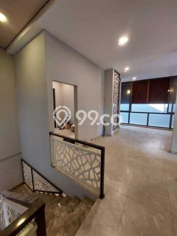 Jual Rumah Luas Megah Dengan View Eksklusif di Pakuwon CIty, Surabaya Jual Rumah Luas Megah Dengan View Eksklusif di Pakuwon CIty, Surabaya