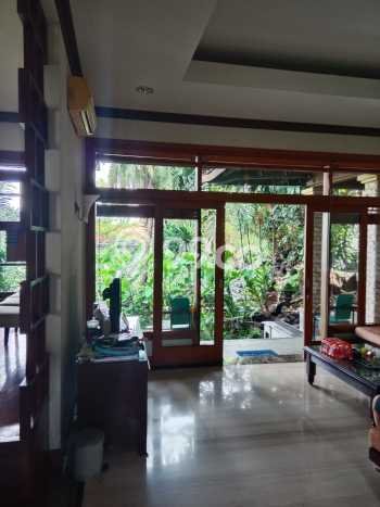 Rumah Elit Modern Siap Huni di Semolowaru Surabaya Rumah Elit Modern Siap Huni di Semolowaru Surabaya