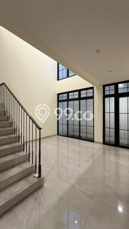 Rumah Luxury Modern Siap Huni di Gading Serpong Tangerang Rumah Luxury Modern Siap Huni di Gading Serpong Tangerang