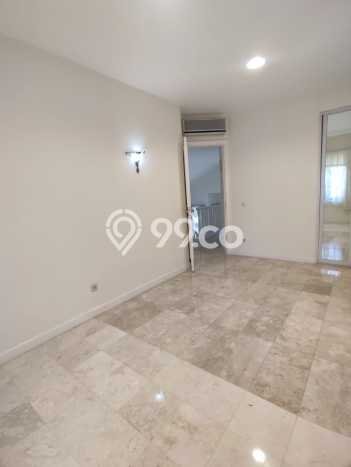 Rumah Disewakan Tangerang LT 395m2 LB 300m2 Kawasan Lippo Karawaci Rumah Disewakan Tangerang LT 395m2 LB 300m2 Kawasan Lippo Karawaci