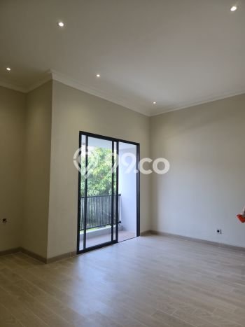 Dijual Rumah Mewah Megah Dengan View Eksklusif di Gading Serpong, Tangerang Dijual Rumah Mewah Megah Dengan View Eksklusif di Gading Serpong, Tangerang