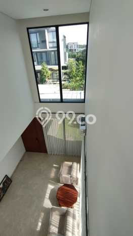 Rumah Kondisi Baik Disewakan di BSD City, Tangerang LT 495m2, LB 545m2 Rumah Kondisi Baik Disewakan di BSD City, Tangerang LT 495m2, LB 545m2